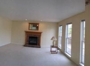 34792 Clear Creek Dr, North Ridgeville, OH 44039