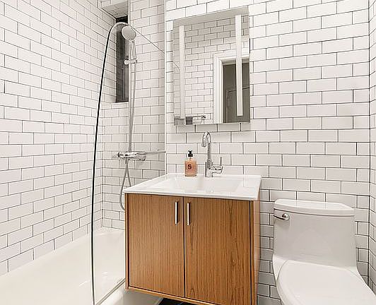 5th image of 234 W 16th St APT 3D