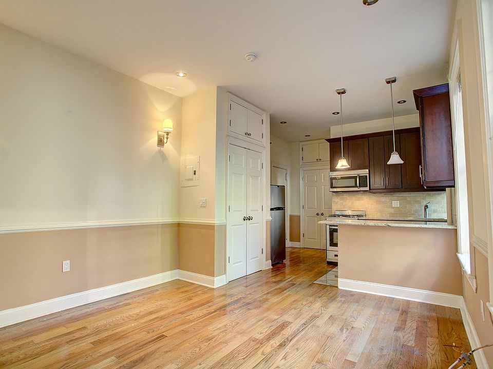 2nd image of 304 W 102nd St APT 2B