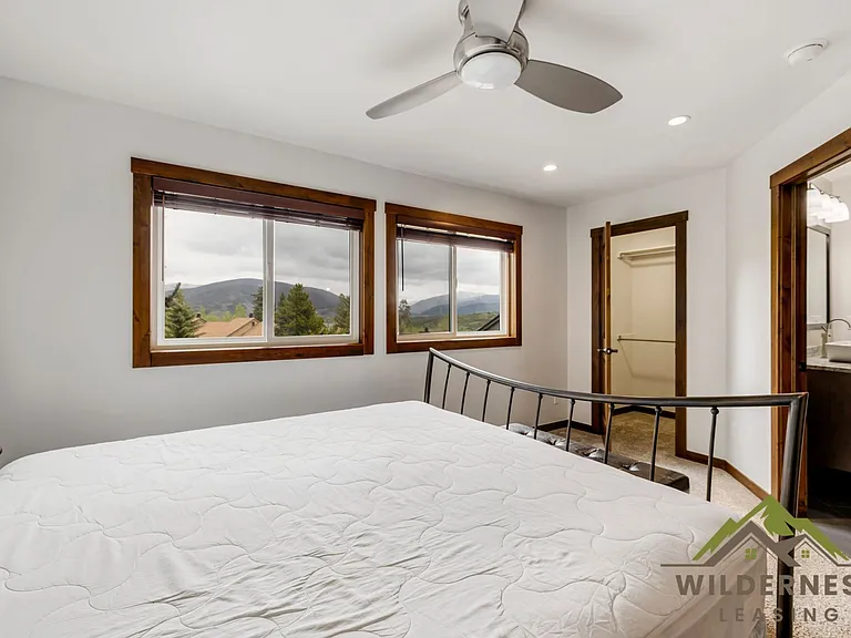 6748 Ryan Gulch Rd — Photo 4