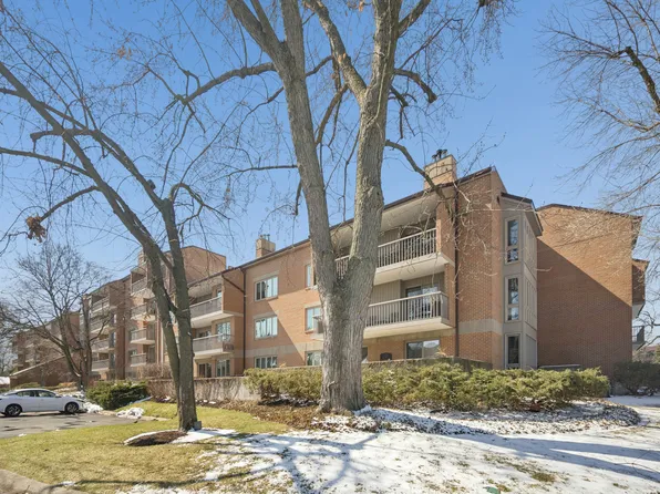 44 Park Ln Unit 232, Park Ridge, IL 60068