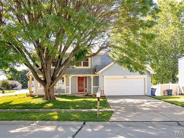 2920 Sherwood Dr, Florissant, MO 63031
