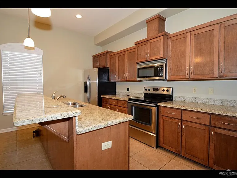 2815 Mimosa St #3 — Photo 9