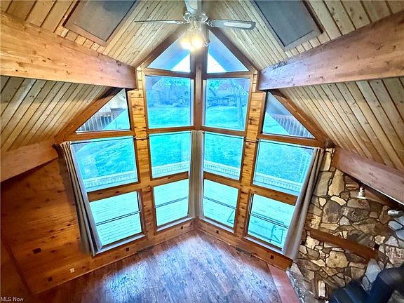 5th image of 70 Fox Run Rd