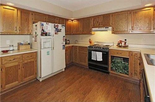 4th image of 11452 Geist Woods Dr