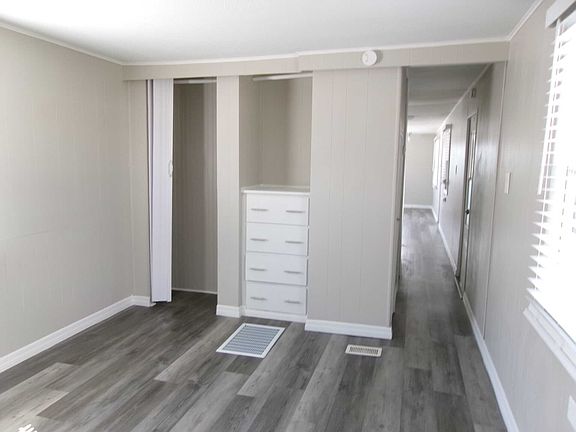 5th image of 2701 34th St N Lot 121