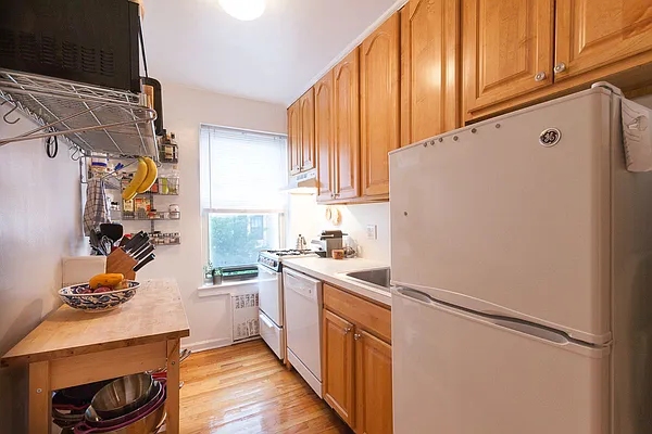 Rented by Berman Realty | media 7