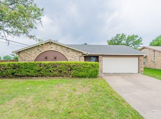 2714 Charon Ct, Grand Prairie, TX 75052