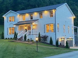 1002 Forestpointe Dr, Hendersonville, TN 37075