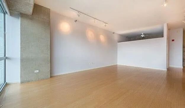 1845 S Michigan Ave #2004 — Photo 7