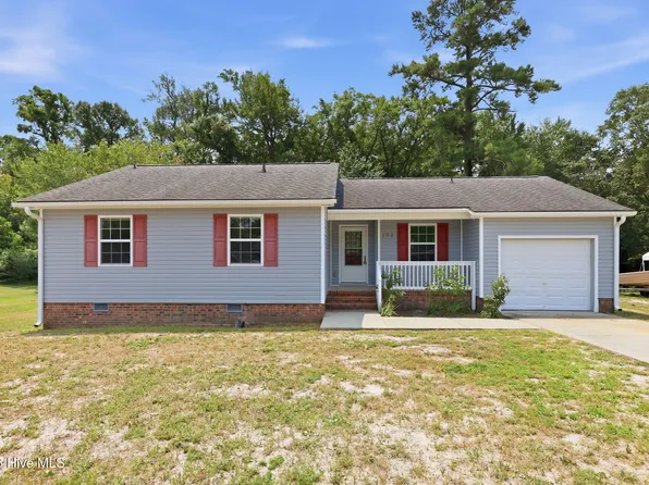 104 Bayberry Road, Newport, NC 28570