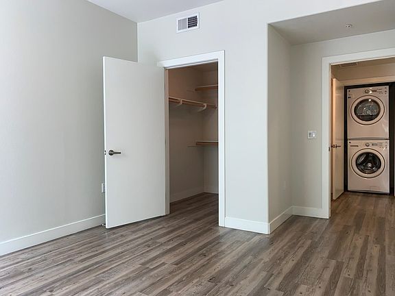 5th image of 453 N 10th Ave #510