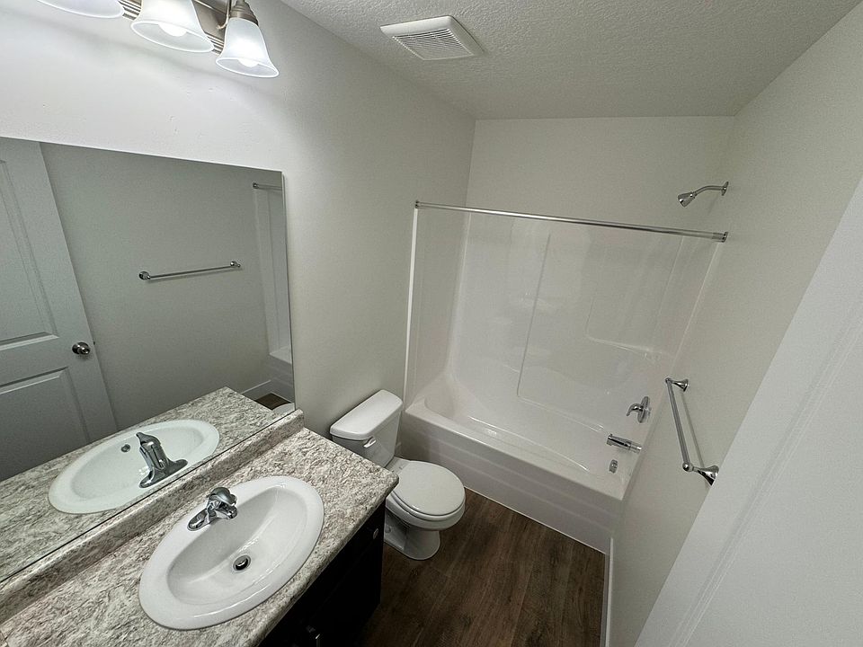 2nd image of 4022 W Big Horn Dr
