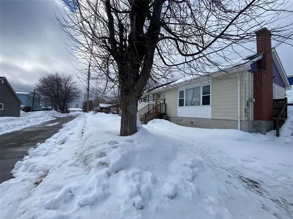5 Forest Avenue, Stephenville, NL A2N1N2