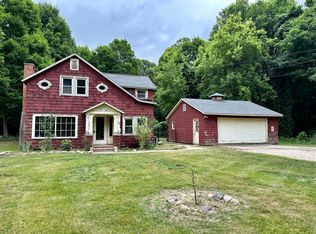 1042 Maple St, Albion, MI 49224