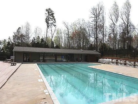 Community pool