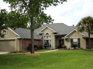 3071 Pine Pl, Mandeville, LA 70448