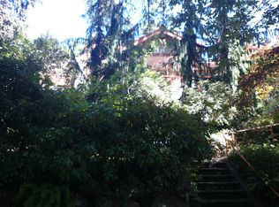2552 Lake Park Dr S, Seattle, WA 98144