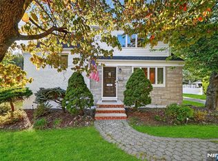 120 Carl Pl, Westwood, NJ 07675