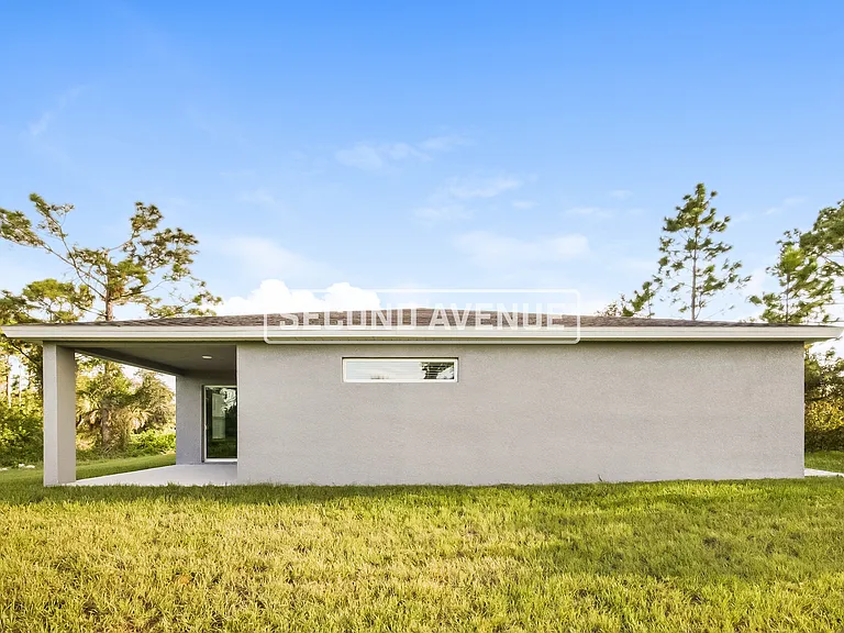 437 Reading St — Photo 17
