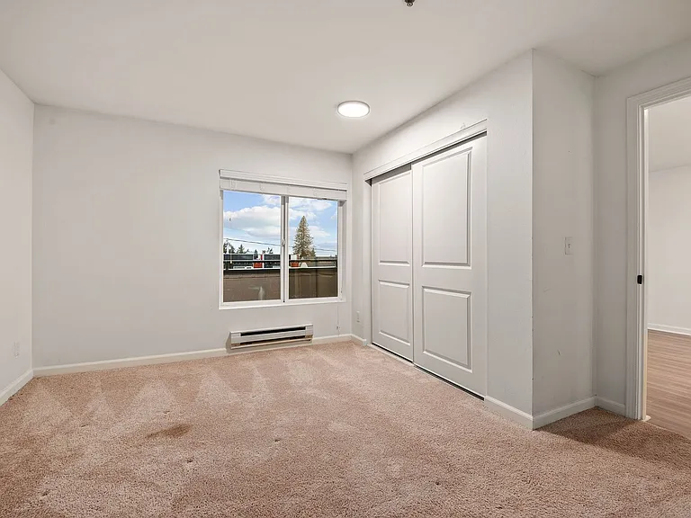 Northlink Apartments — Photo 109