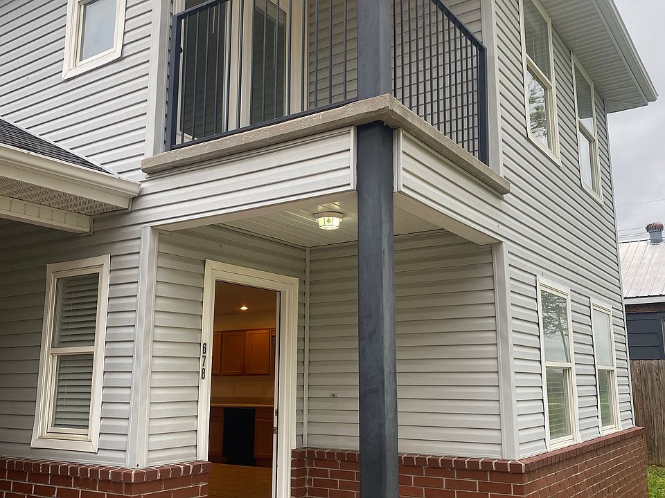 1st image of 678 E McClinton St #1