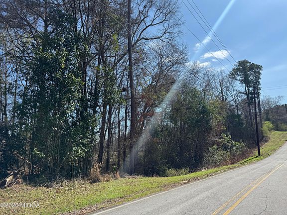 4th image of 1972 Wood Valley Rd
