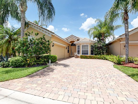 2nd image of 10125 Ravenna Way