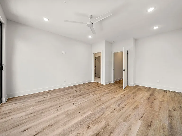 Cedar Walk Townhomes — Photo 35