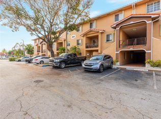 17455 NW 75th Pl APT 107, Hialeah, FL 33015