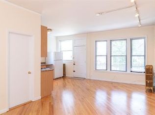 1257 W Loyola Ave #2, Chicago, IL 60626