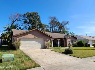 1237 Ruthbern Rd, Daytona Beach, FL 32114