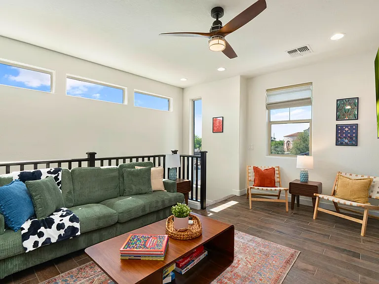 1950 E Lantana Dr — Photo 22