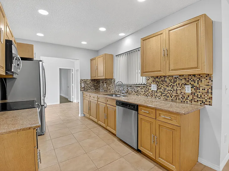 4135 Bay Laurel Way — Photo 17