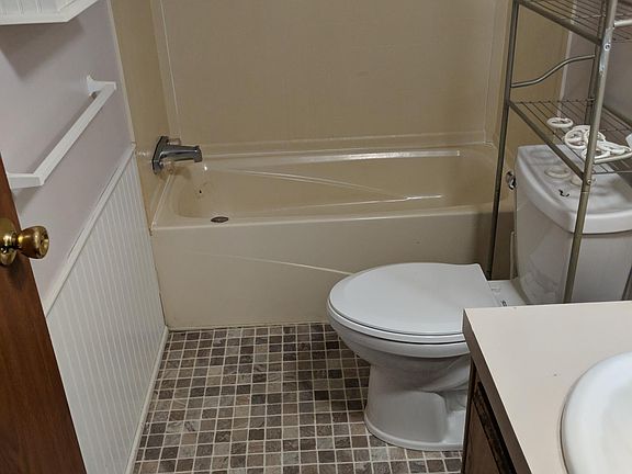 5th image of 117 Fairburn Dr