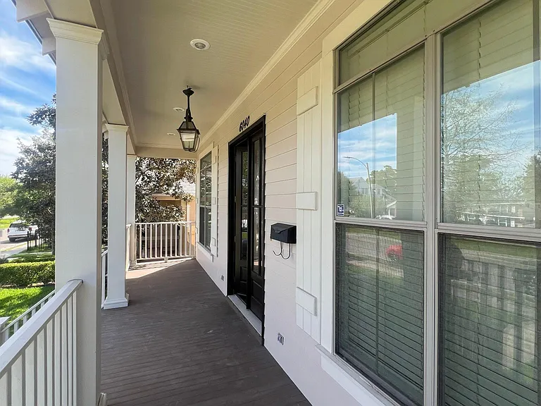 6040 Milne Blvd — Photo 9