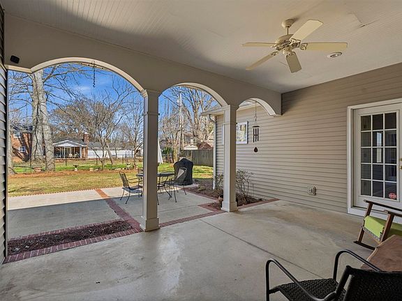 5th image of 1500 Single Tree Way