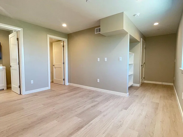 4251 E Live Oak Ave #12 — Photo 24