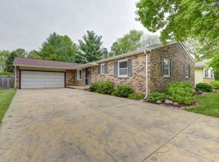 2505 Combes St, Urbana, IL 61801