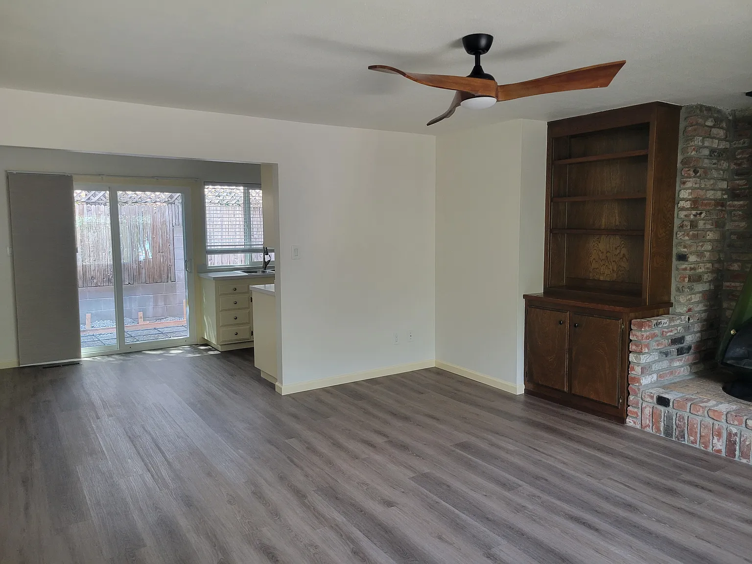 2 bed, 1000 sqft, $2,950 — Photo 4