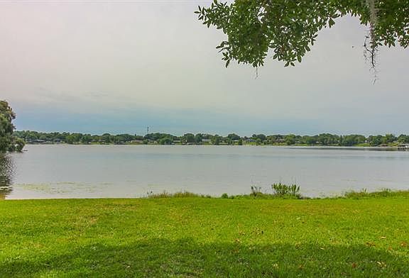 2nd image of 326 Overlook Dr