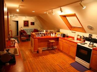 282 Highland Ave, Providence, RI 02906