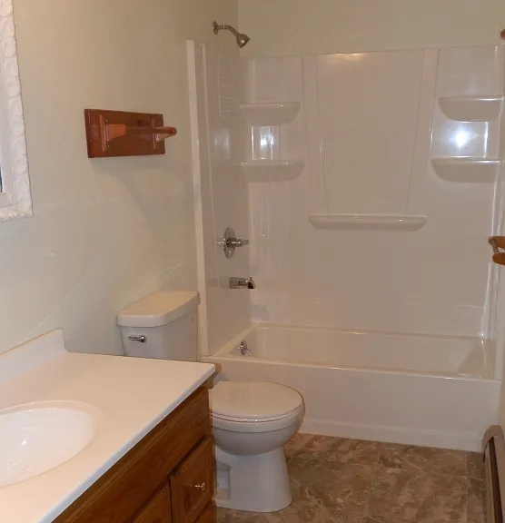 312 N 16th Ave — Photo 11