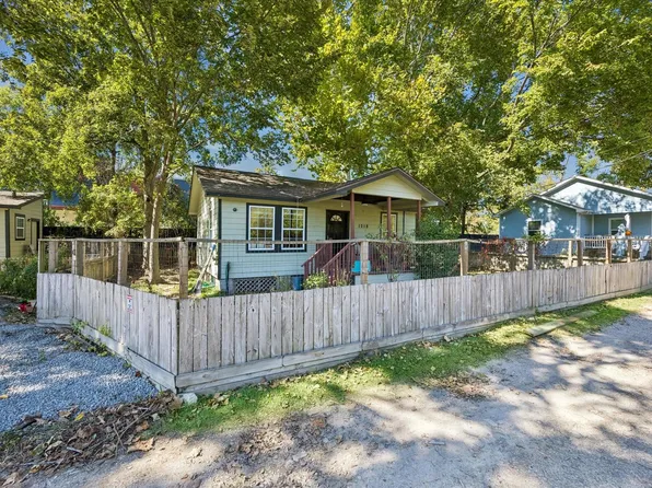 1218 & 1216 Paul Quinn St, Houston, TX 77091