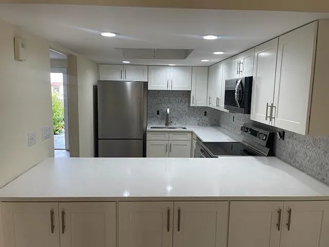3243 Beach View Way — Photo 8