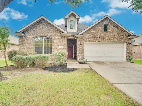 1020 Lake Hollow Dr, Little Elm, TX 75068