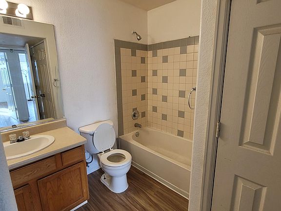 4th image of 3425 W Nevada Pl #102