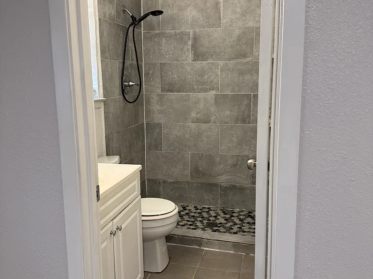 450 Mahota Dr — Photo 7