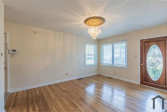 925 Fleetwood Dr — Photo 11