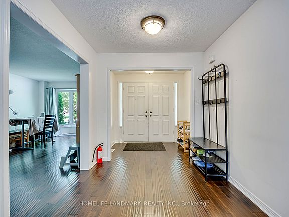 3rd image of 1237 Beechgrove Cres